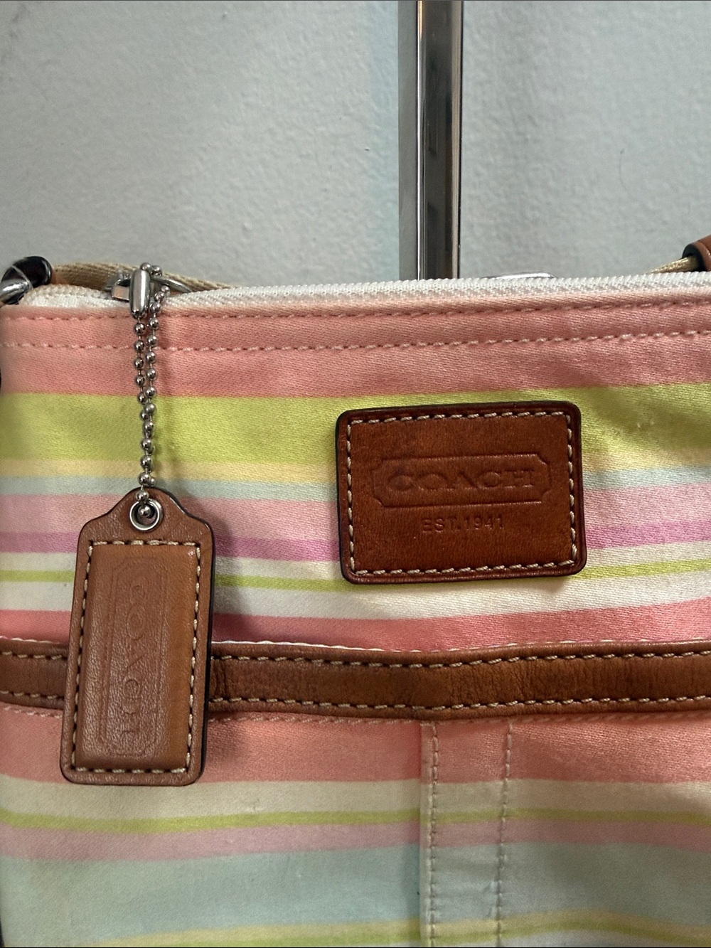 Coach Hampton Pastel Striped Canvas Crossbody Bag With A Playful Interior - Picture 2 of 12